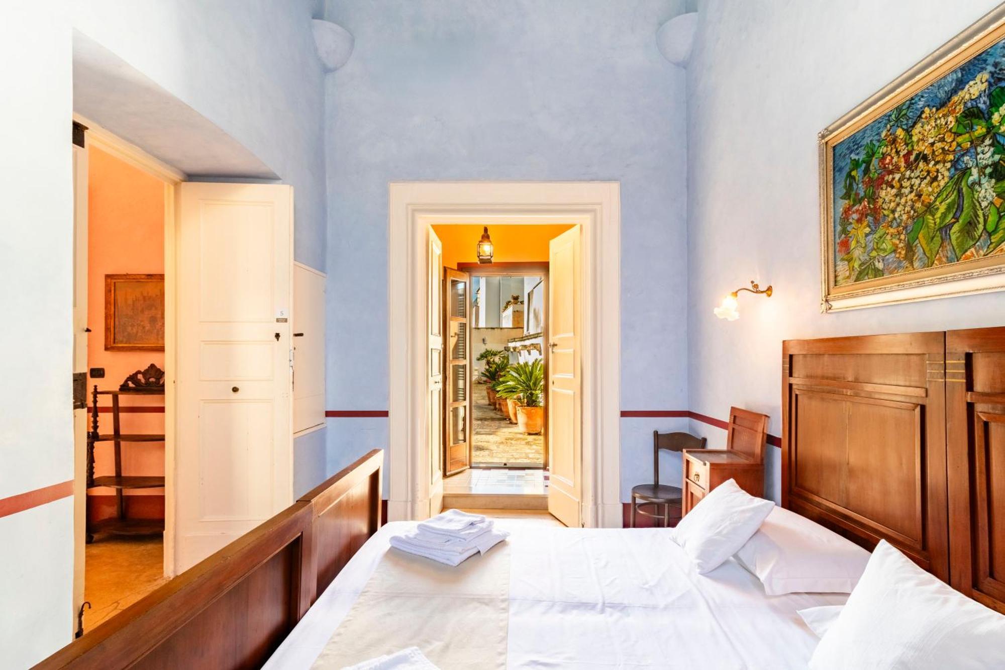 Palazzo Insula Bed & Breakfast Gallipoli Bagian luar foto