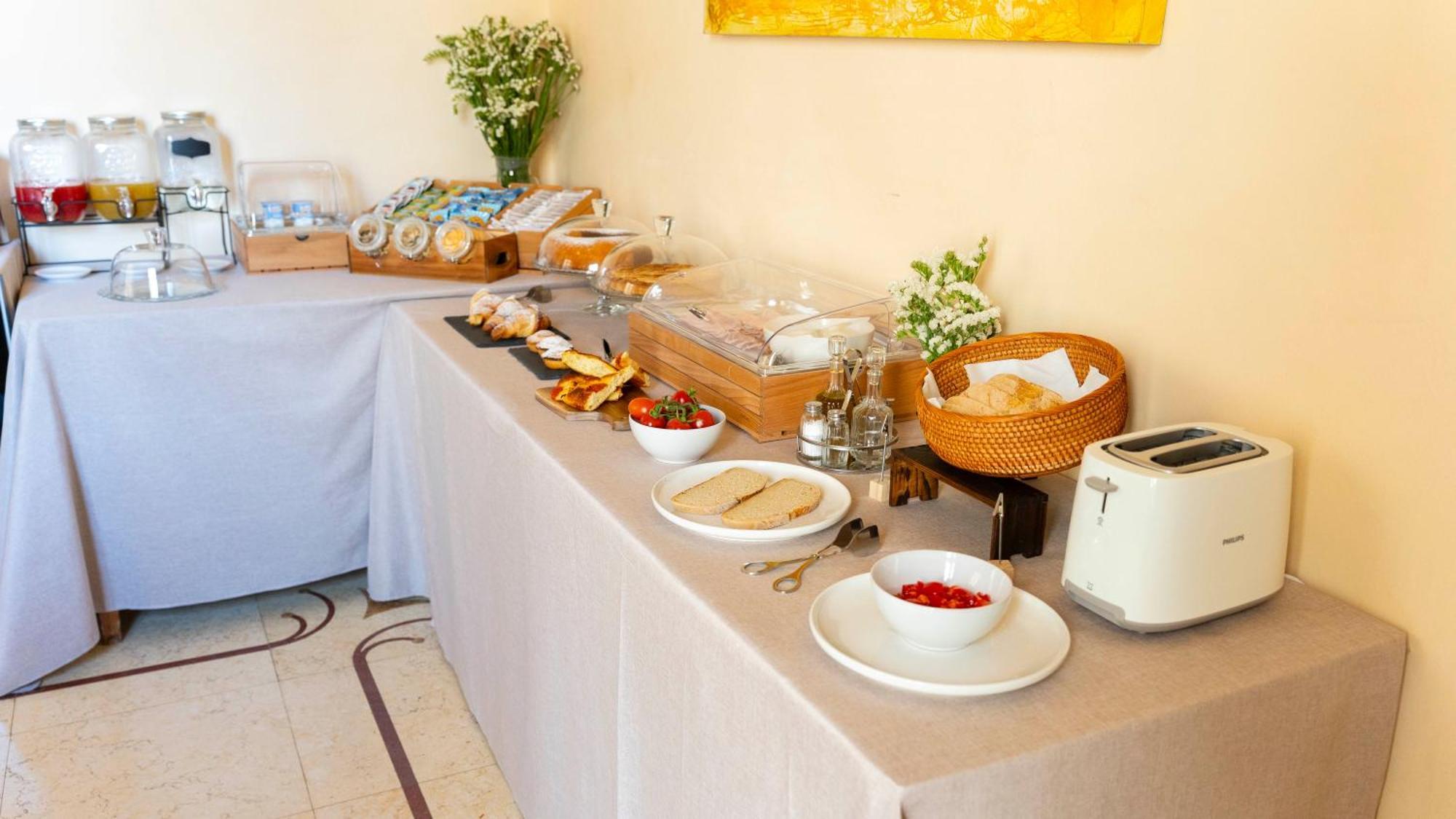 Palazzo Insula Bed & Breakfast Gallipoli Bagian luar foto
